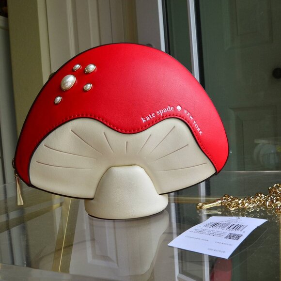 Kate Spade  KL919 3d Mushroom Crossbody - Picture 1 of 9